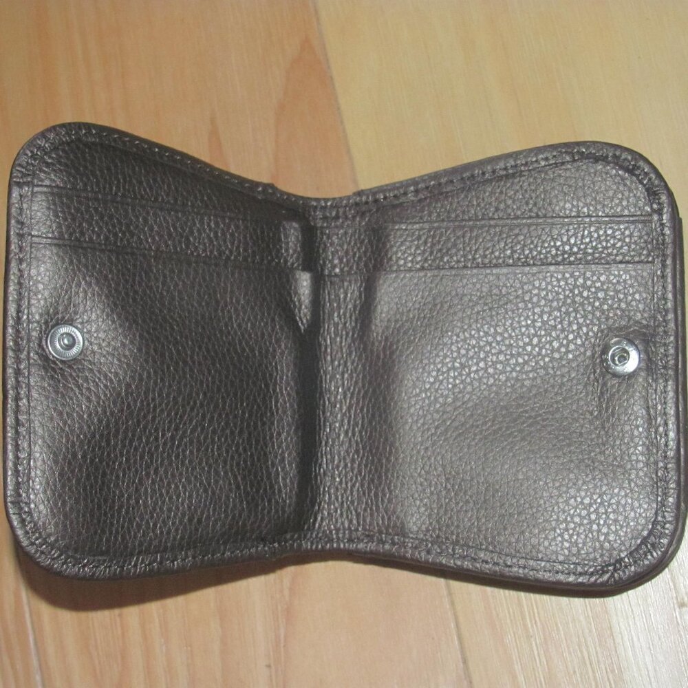 Brighton Dark Leather Wallet with Ornate Pattern - Picture 8 of 10